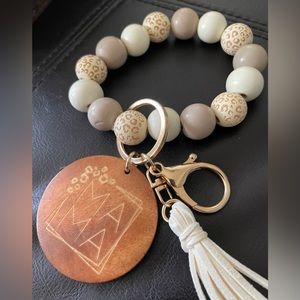 Boho MaMa Leopard Print Wooden Beaded Tassel Wristlet Keychain Mother’s Day Gift